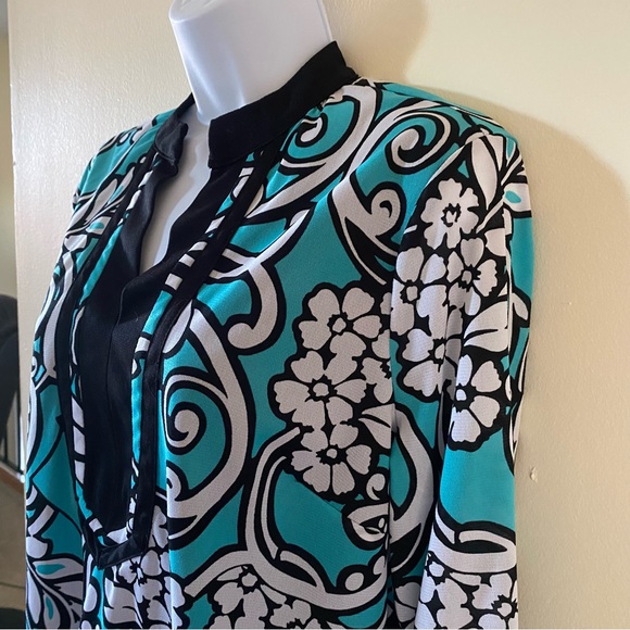 Vintage Covington Teal Black & White Floral Polyester Blouse Size L Large Long - Picture 4 of 10